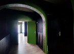 location Local commercial Meze
