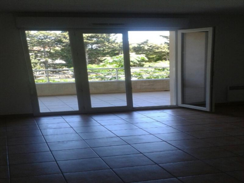 location Appartement Narbonne - Photo 2