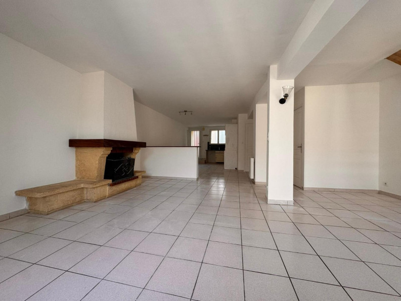 location Maison Vendres - Photo 3