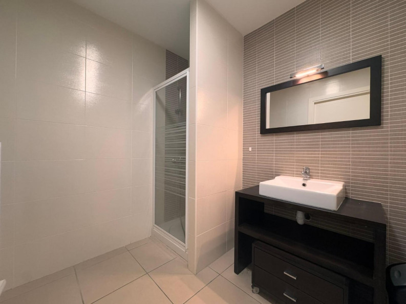 location Appartement Valras-plage - Photo 4