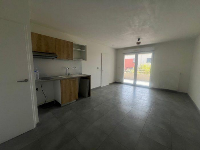 location Appartement Serignan - Photo 1