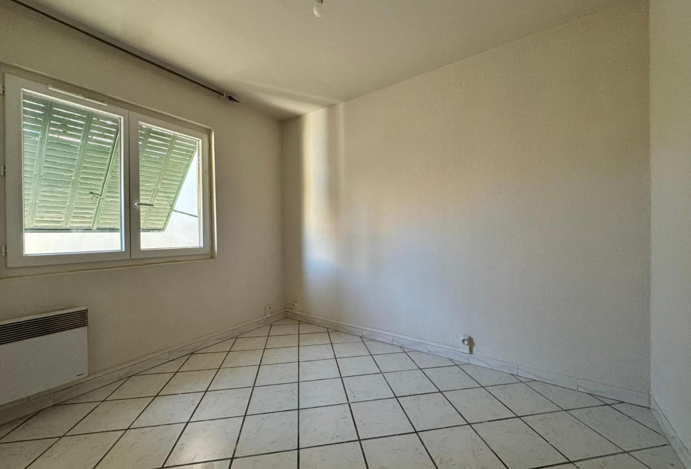 location Appartement Serignan - Photo 3