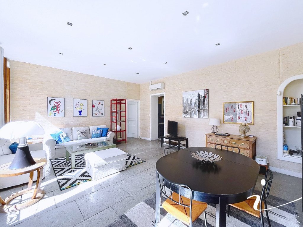 sale Appartement bourgeois Nimes - Photo 2