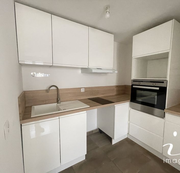 à louer Appartement Gallargues Le Montueux