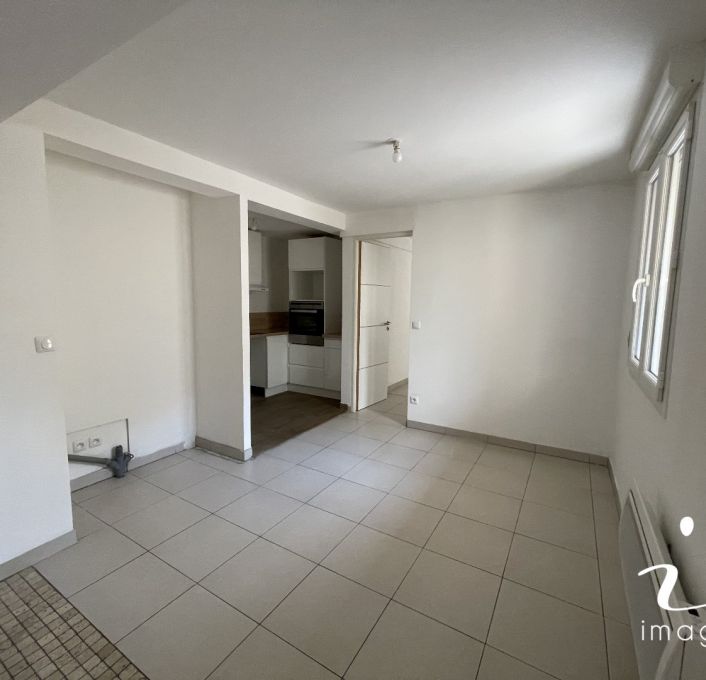 à louer Appartement Gallargues Le Montueux