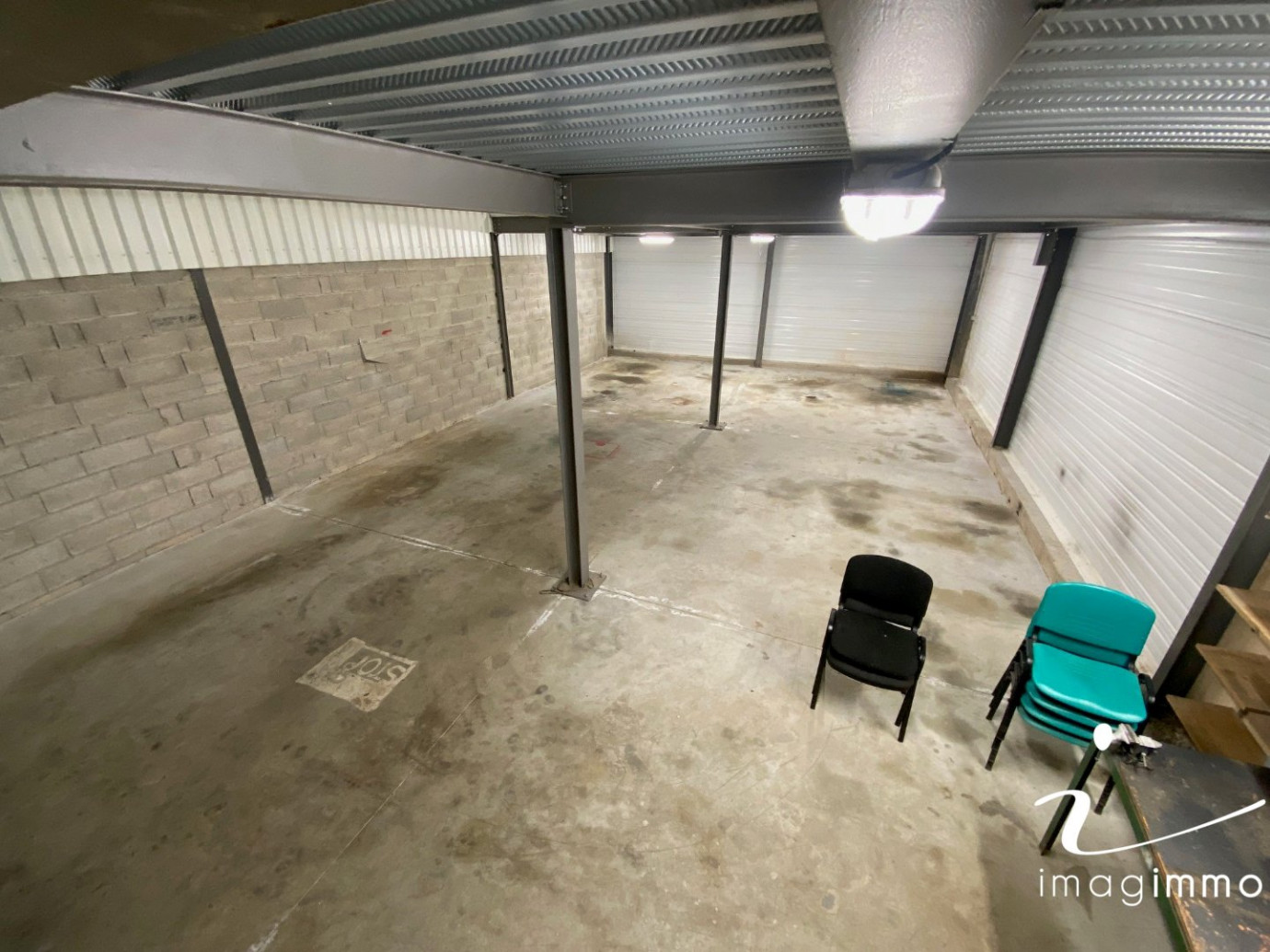 à louer Entrepots et bureaux Gallargues Le Montueux - Photo 1