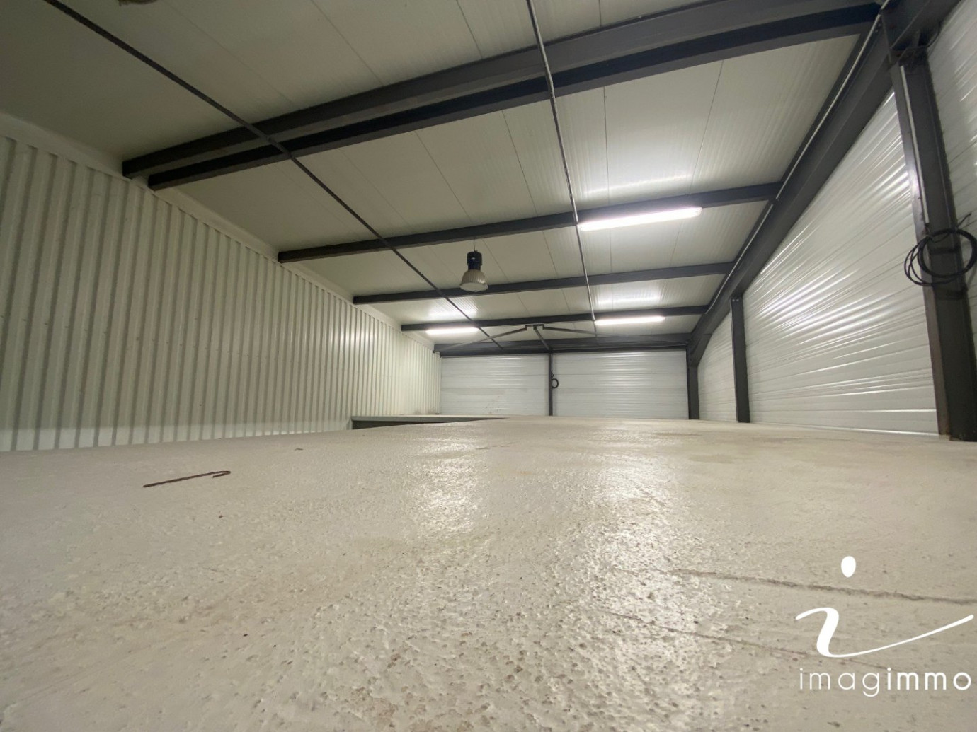 à louer Entrepots et bureaux Gallargues Le Montueux - Photo 2
