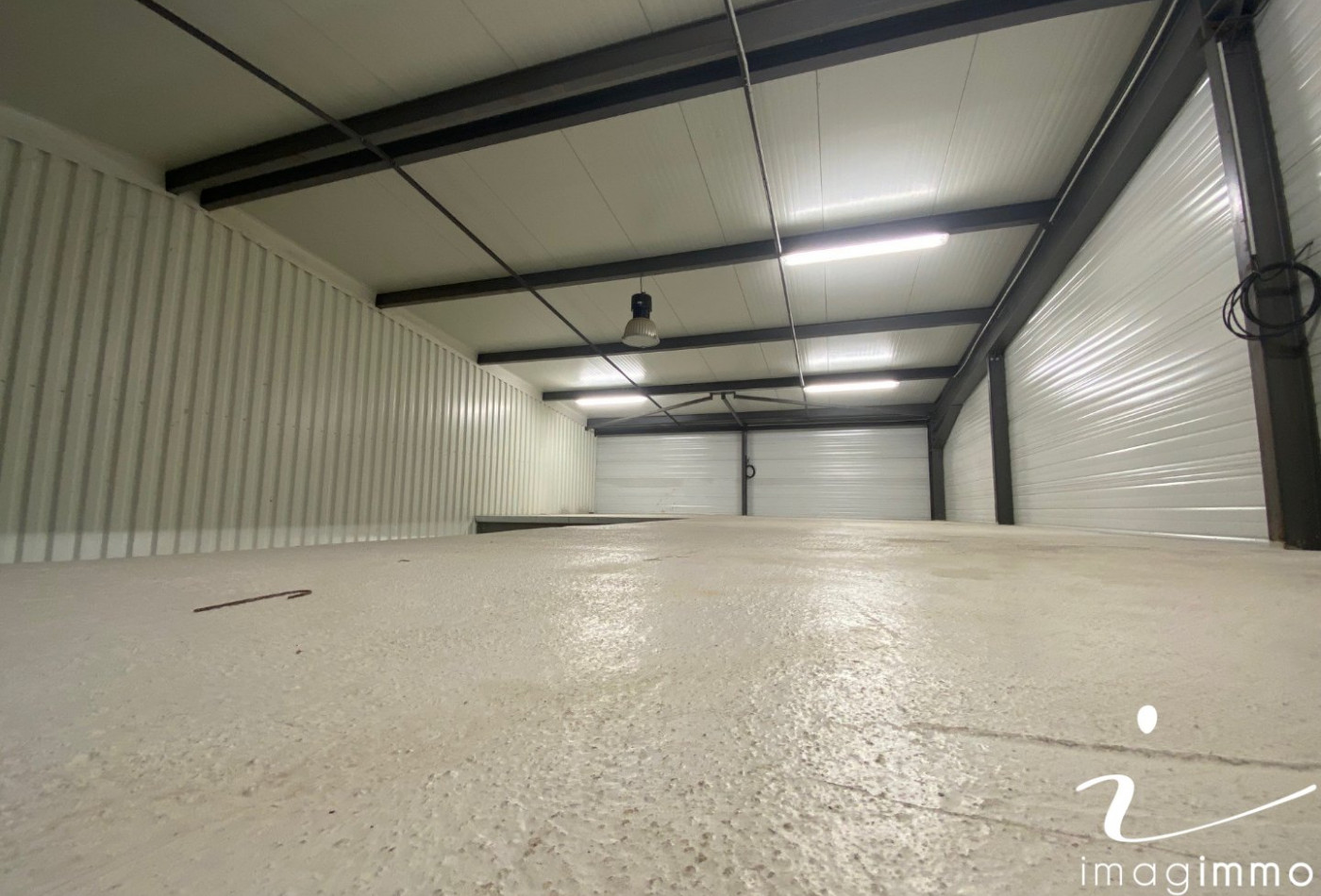 location Entrepots et bureaux Gallargues Le Montueux - Photo 2