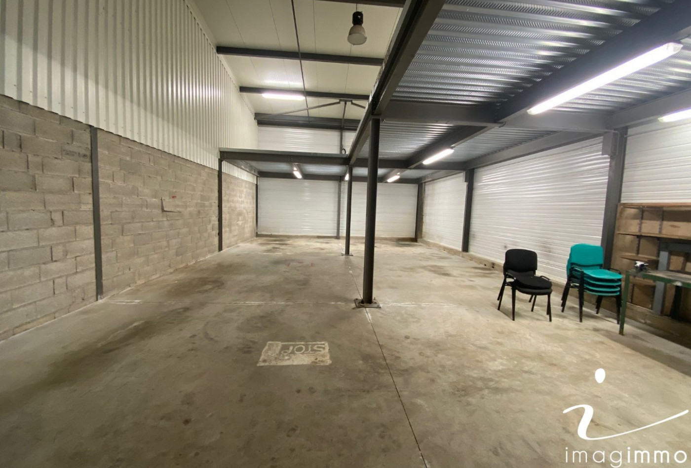 location Entrepots et bureaux Gallargues Le Montueux - Photo 4