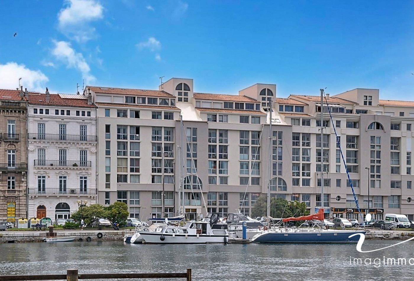 location Bureau Sete - Photo 2