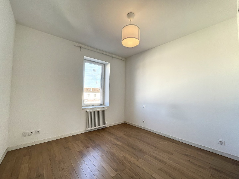 location Appartement rénové Beziers - Photo 6