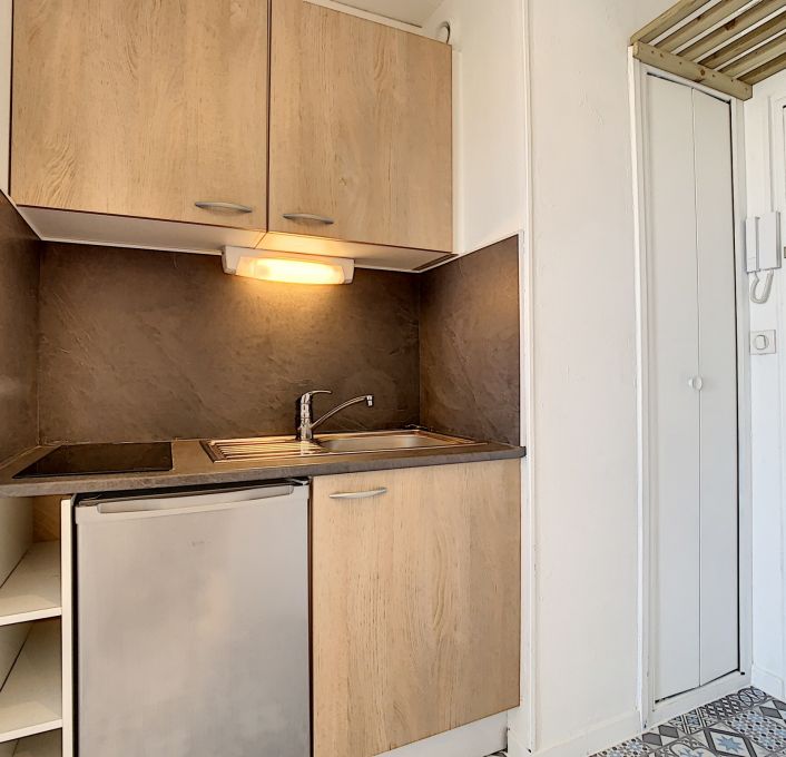 en location saisonnière Studio cabine Carnon