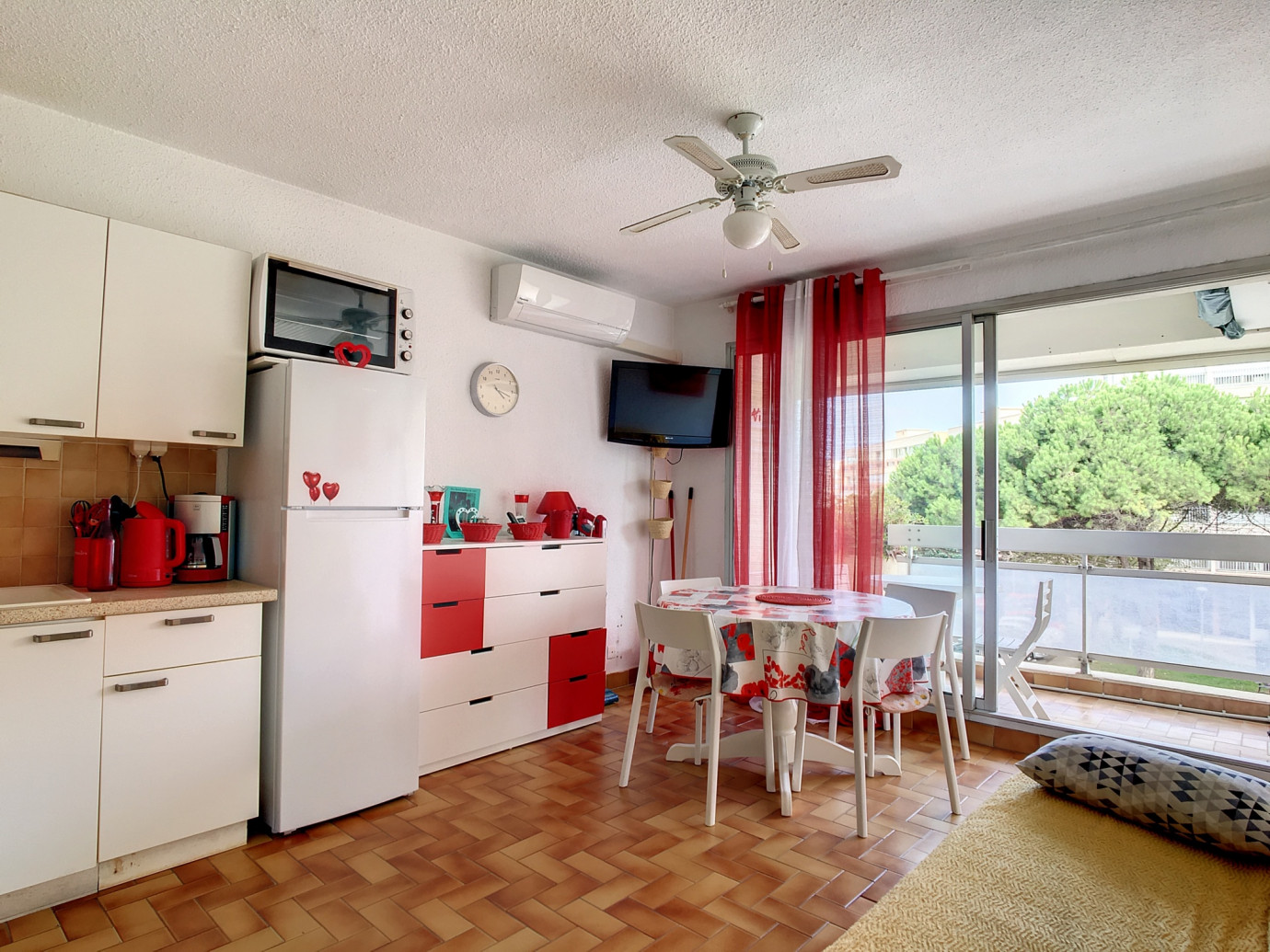 en location saisonnière Studio cabine Carnon - Photo 2