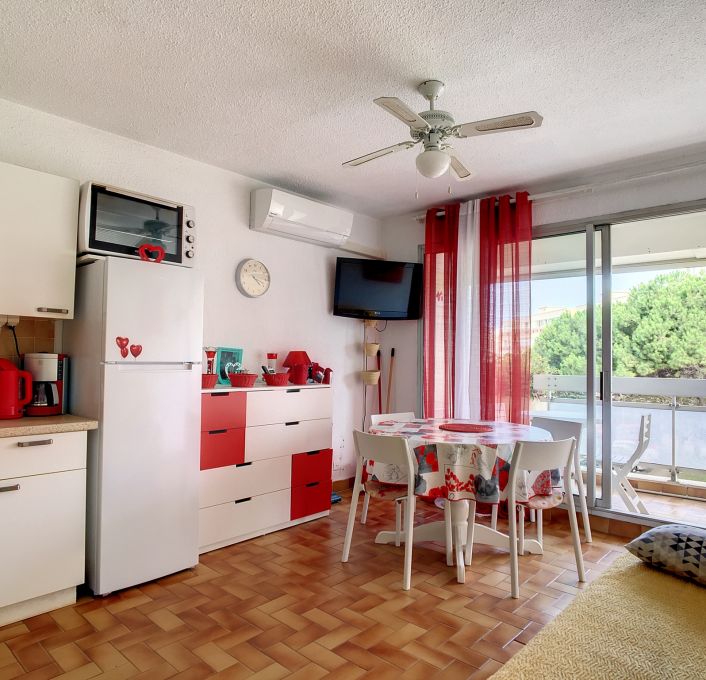 en location saisonnière Studio cabine Carnon