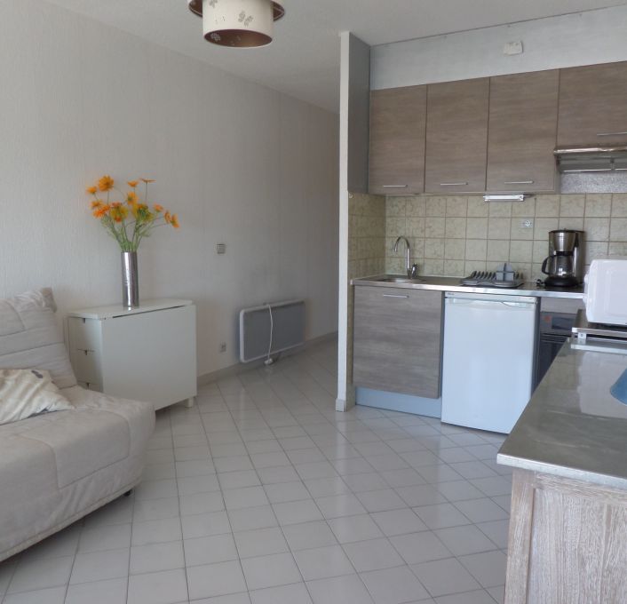 en location saisonnière Studio cabine Carnon