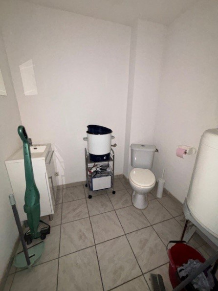 for rent Local commercial Vic La Gardiole - Photo 10