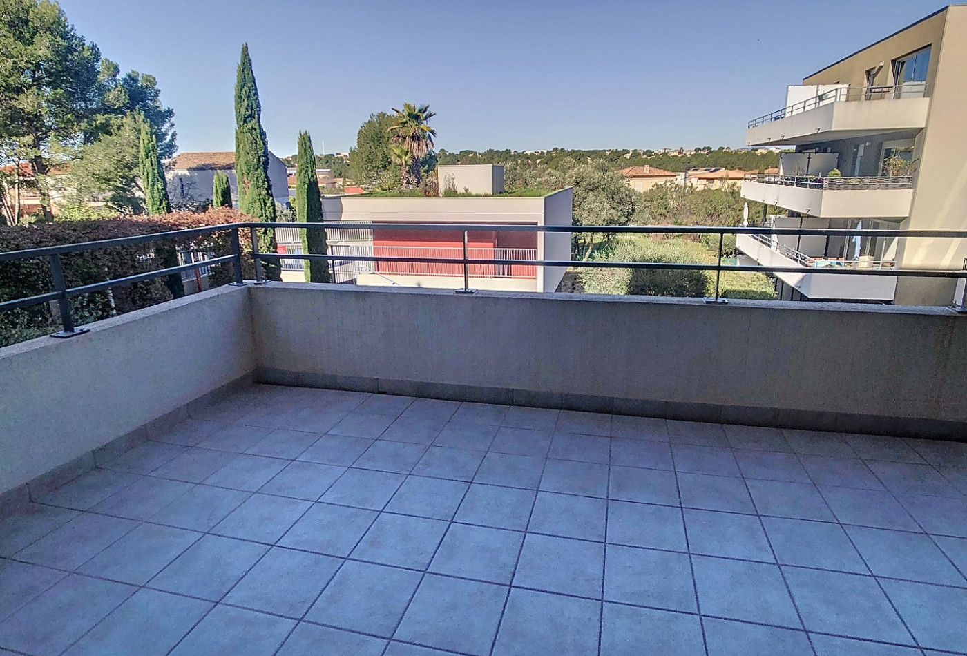 vente Appartement Le Cres - Photo 3