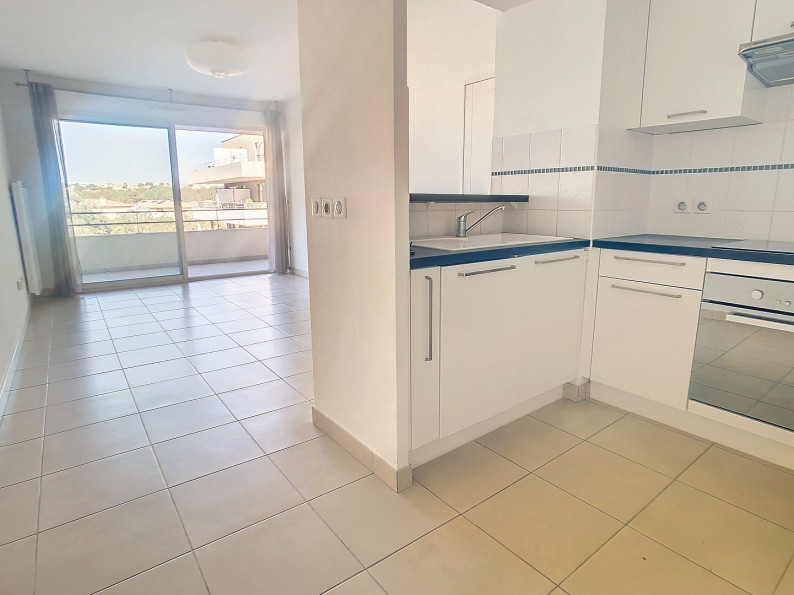 vente Appartement Le Cres - Photo 2