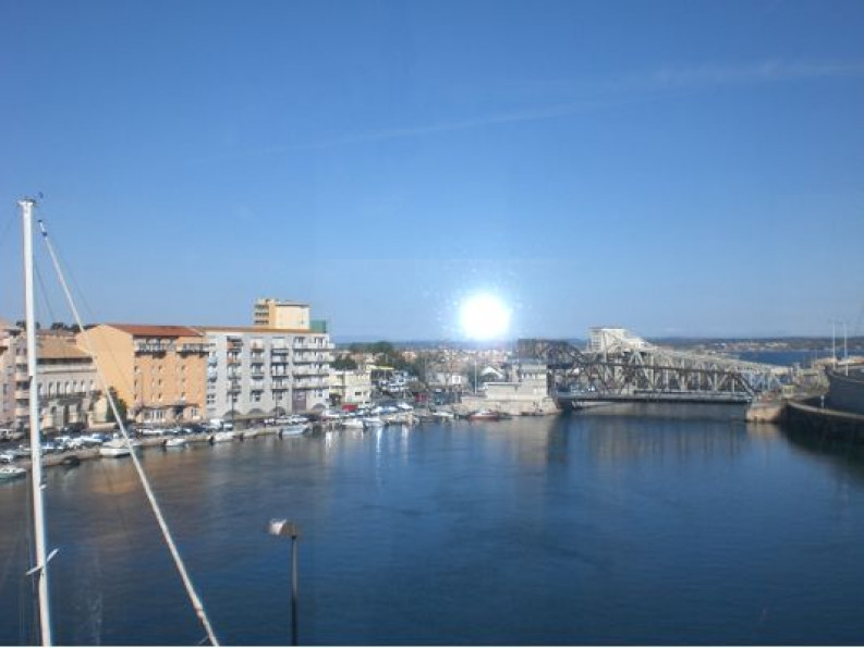 for sale Appartement en résidence Sete - Photo 1