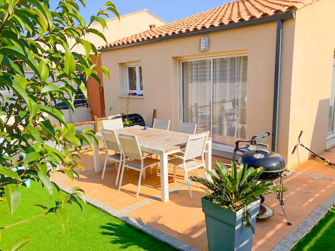 à vendre Villa Pinet - Photo 1