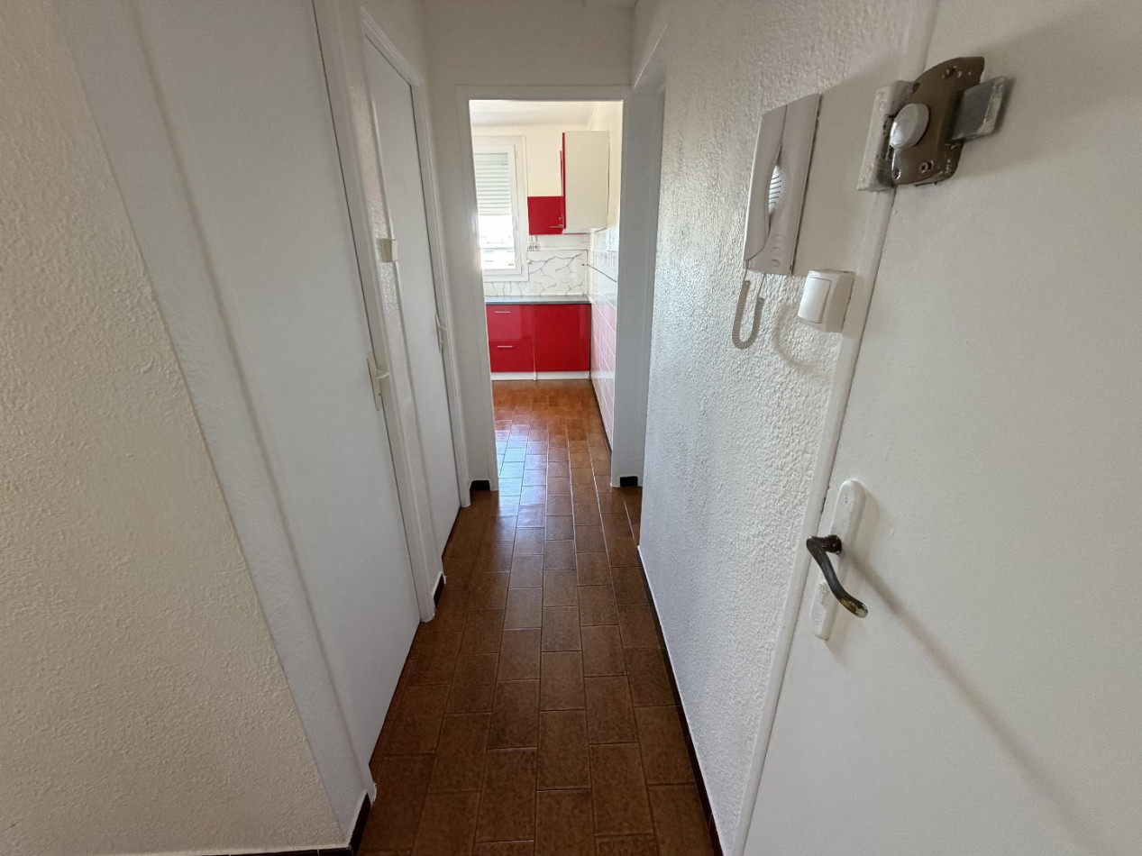 location Appartement Sete - Photo 9