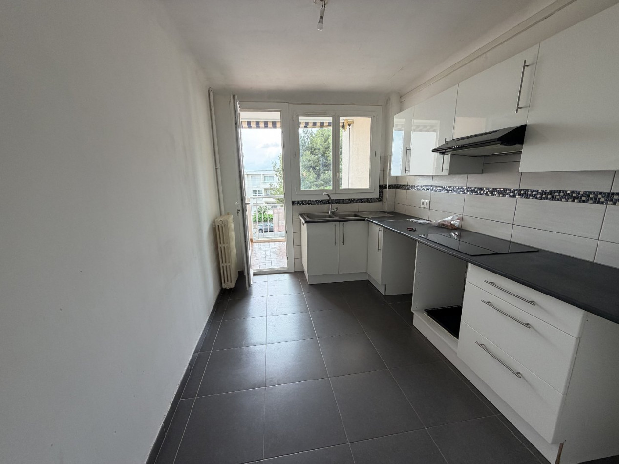 for rent Appartement Sete - Photo 2