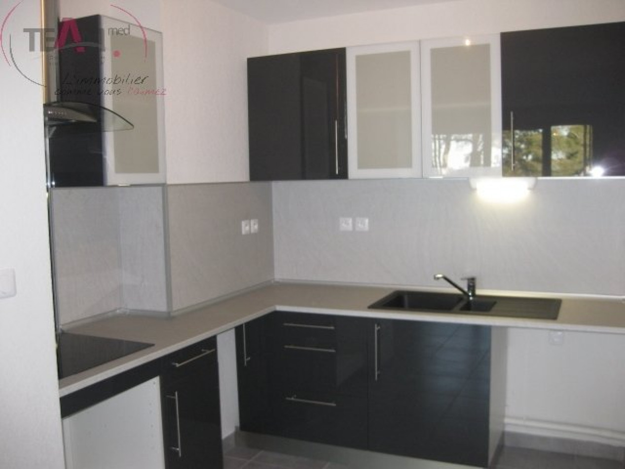 location Appartement en résidence Sete - Photo 2