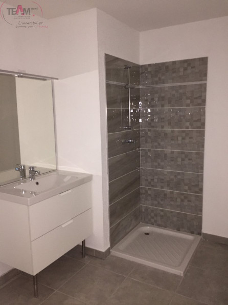 location Appartement Sete - Photo 6