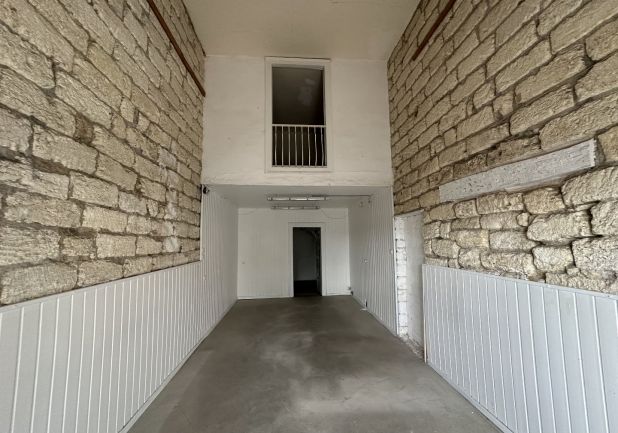 vente Local commercial Sete