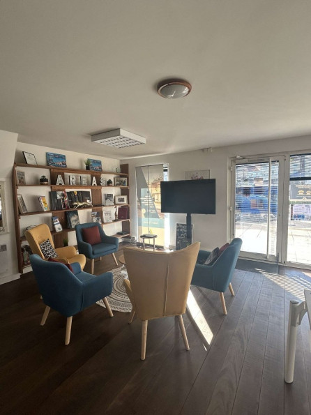 location Bureau Sete - Photo 2