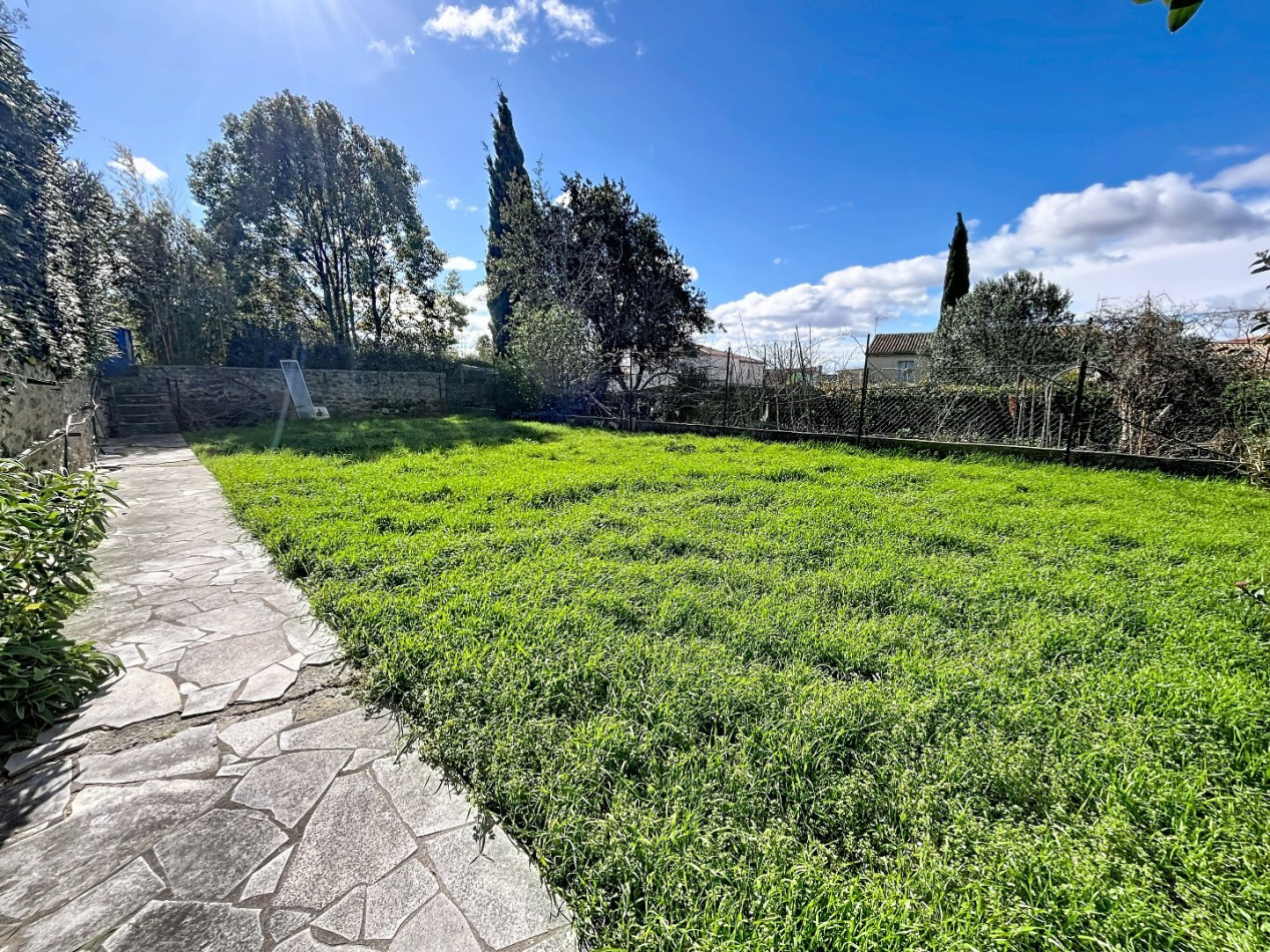 for sale Maison vigneronne Gigean - Photo 1