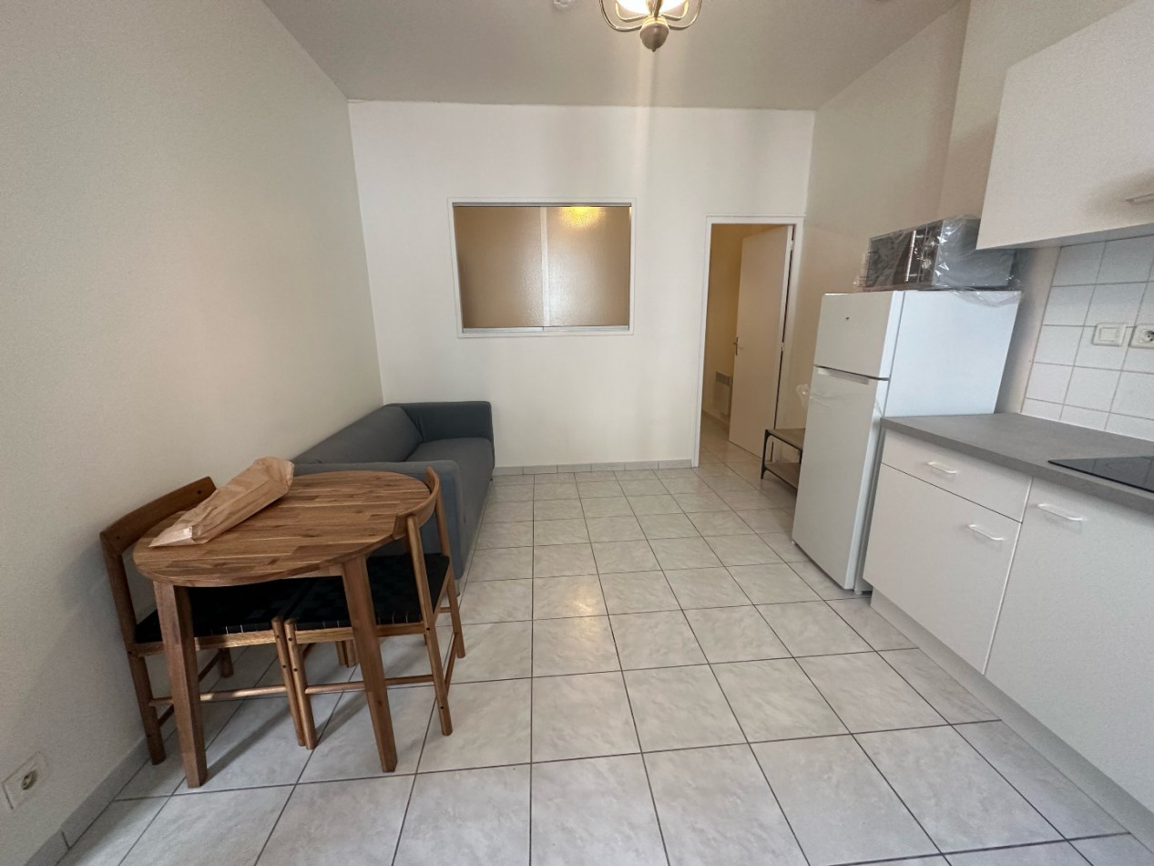 location Appartement Sete - Photo 1