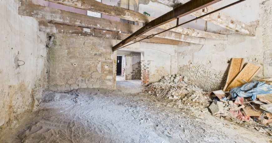 vente Remise en pierre Saint Genies De Fontedit