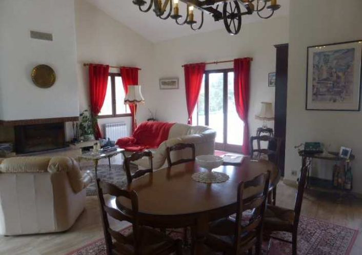 vente Villa Montesquieu Des Alberes