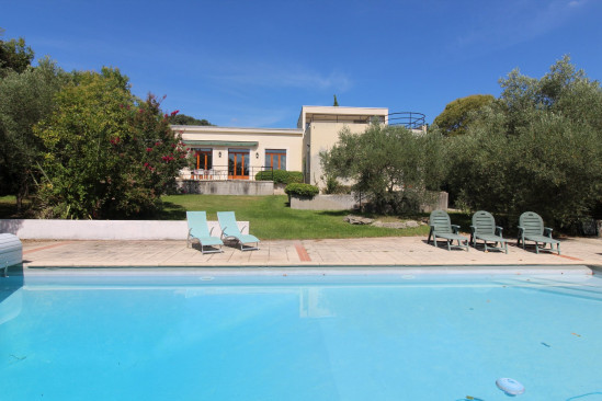 à vendre Villa Sommieres