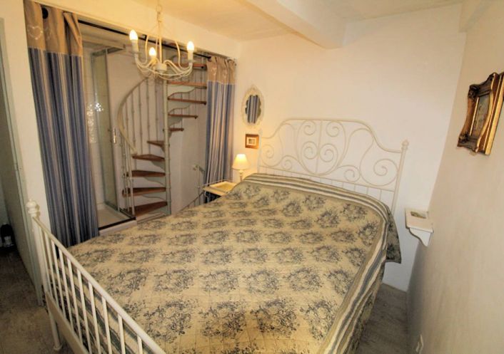 vente Maison de village Pepieux