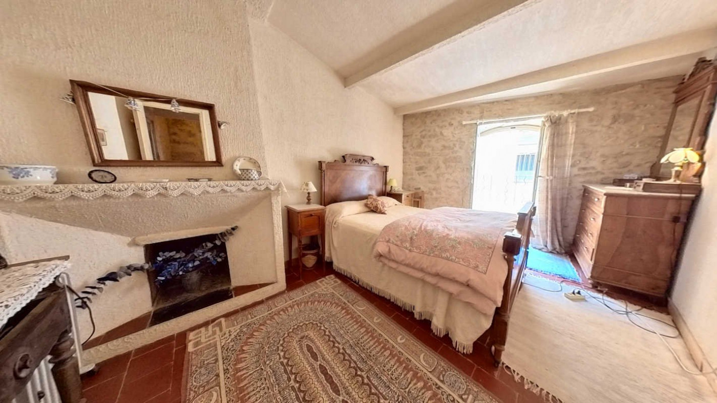 sale Maison de village Nezignan L'eveque - Photo 7