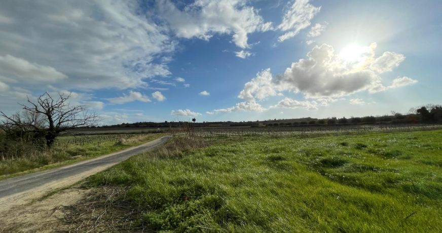 vente Terrain constructible Pouzolles