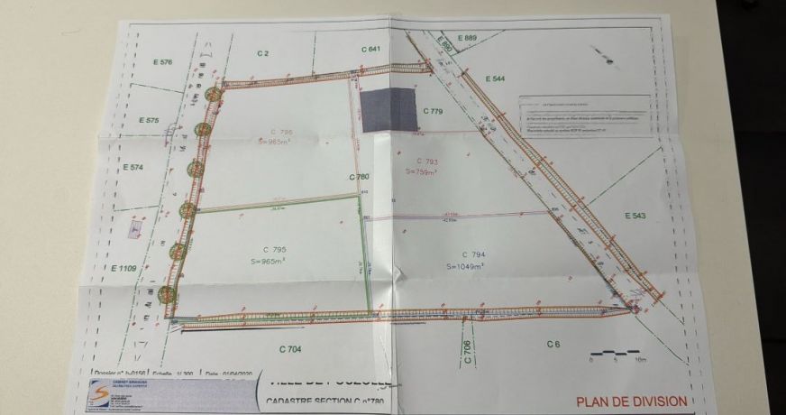 vente Terrain constructible Pouzolles