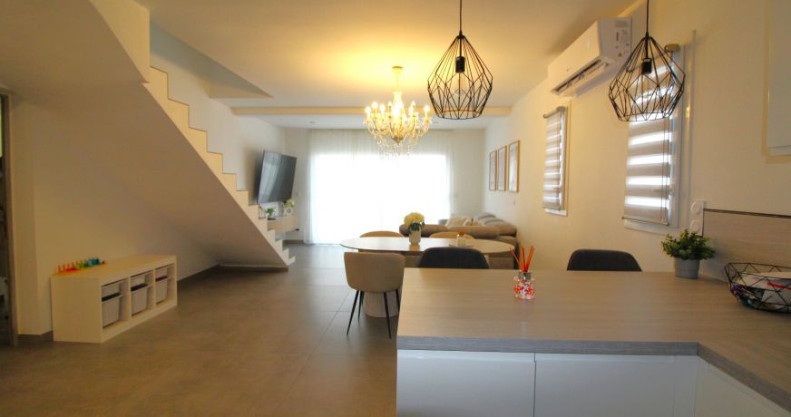 vente Maison Pouzolles