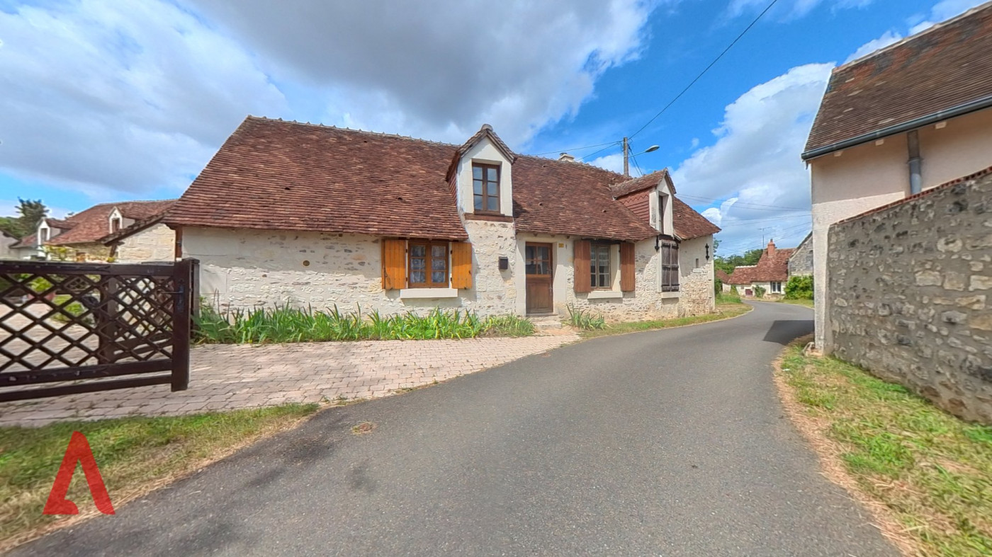 vente Maison de hameau Lucay Le Male - Photo 1