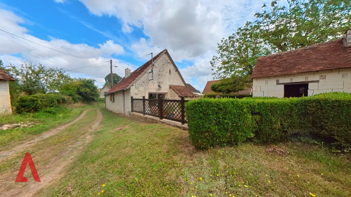 vente Maison de hameau Lucay Le Male - Photo 2