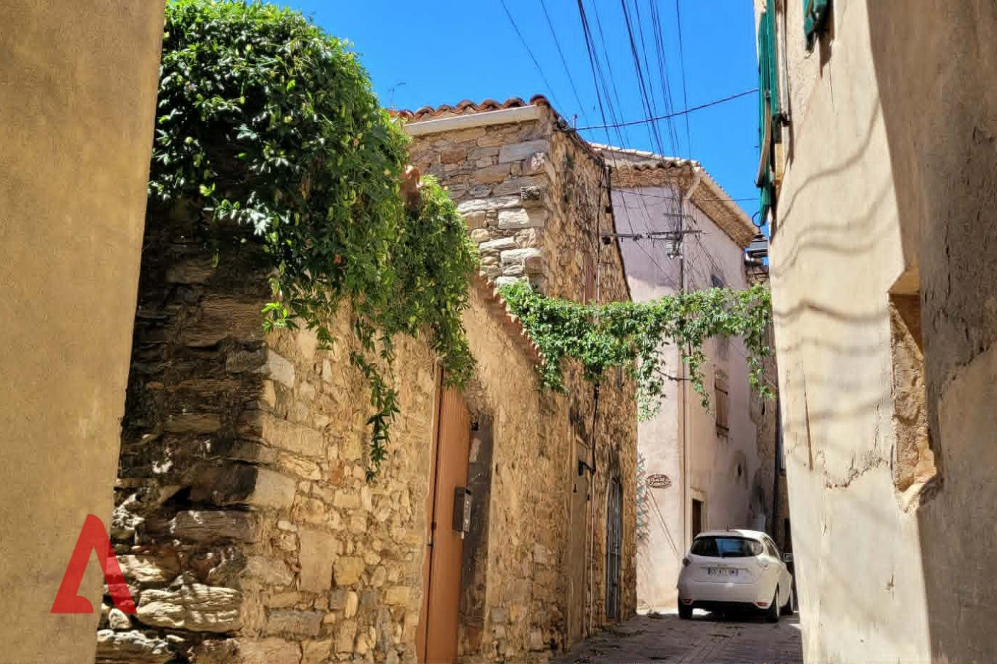 sale Maison de caractère Faugeres - Photo 1