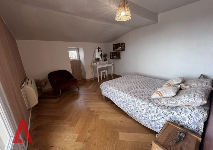 vente Maison de village Neffies