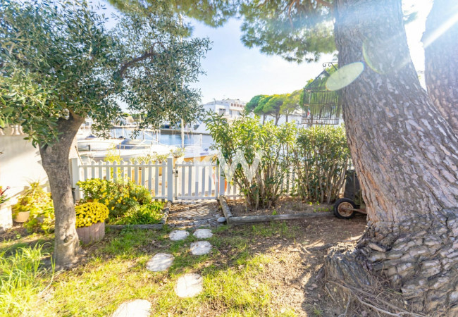 vente Appartement Port Camargue - Photo 1