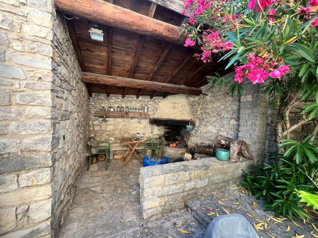 location Maison Vacquieres - Photo 1