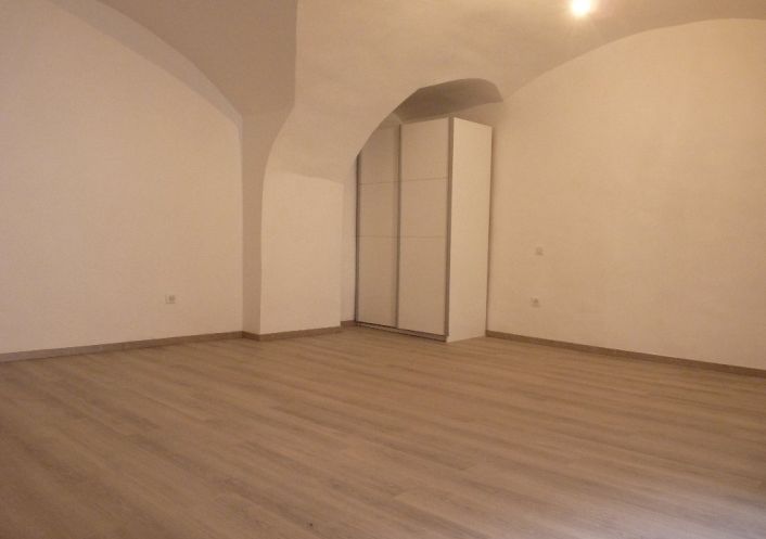 location Appartement Claret