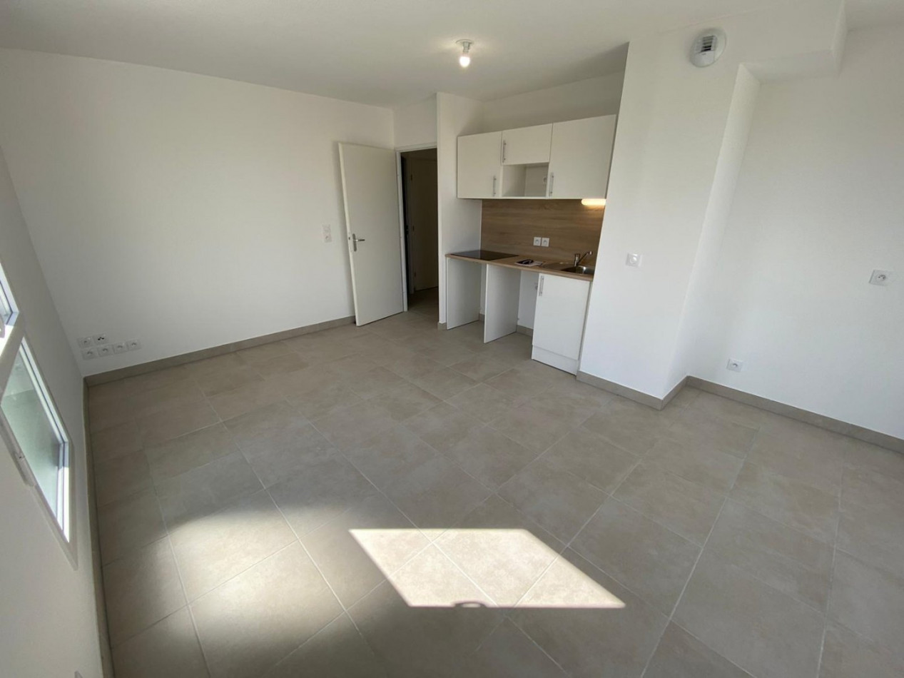 location Appartement Juvignac - Photo 3