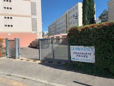 location Nimes