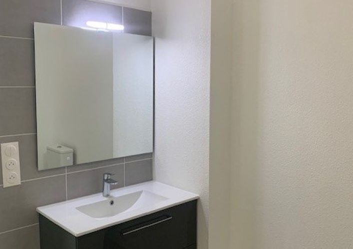 location Appartement Nimes